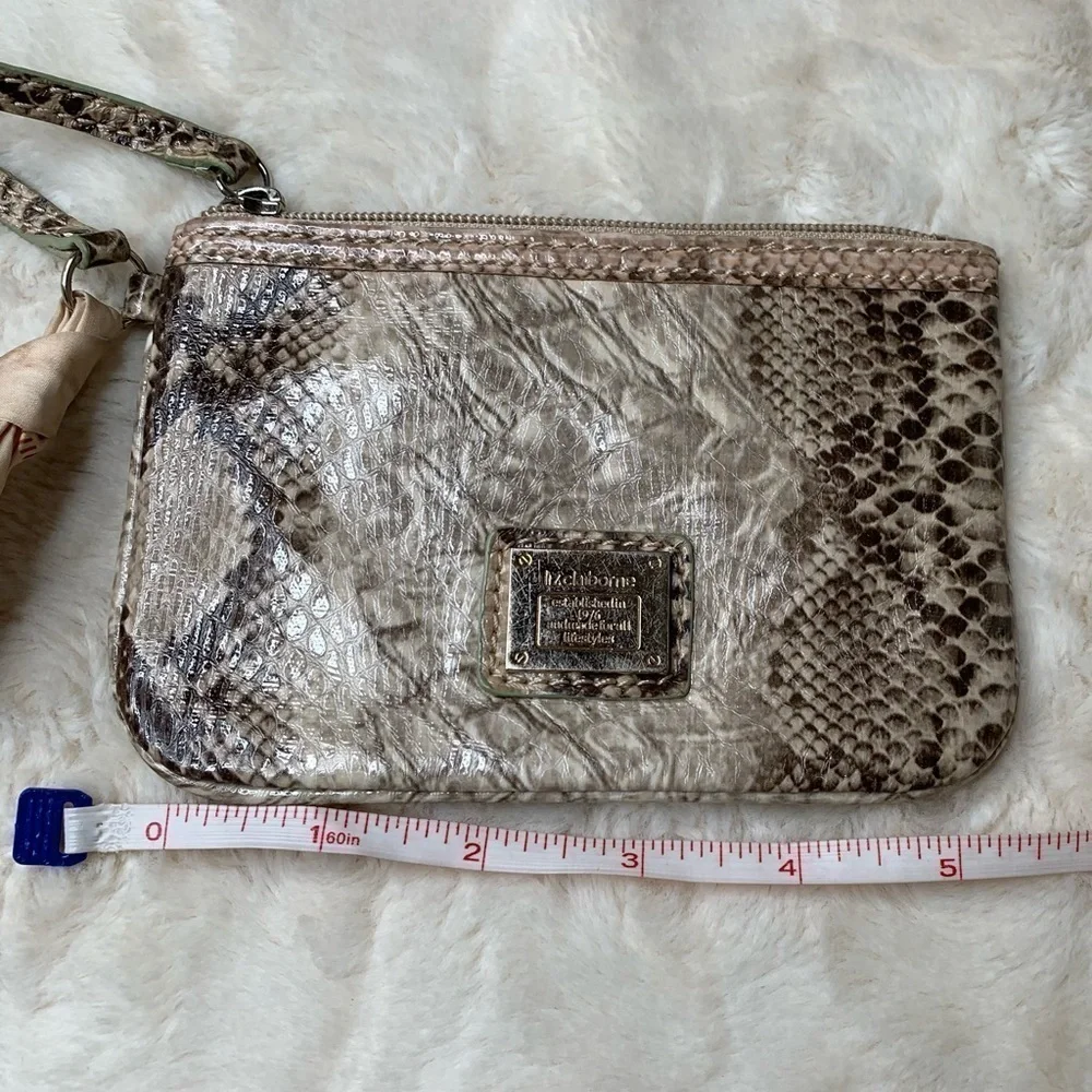 Liz Claiborne | Snake Print ZIP Wallet Coin Purse